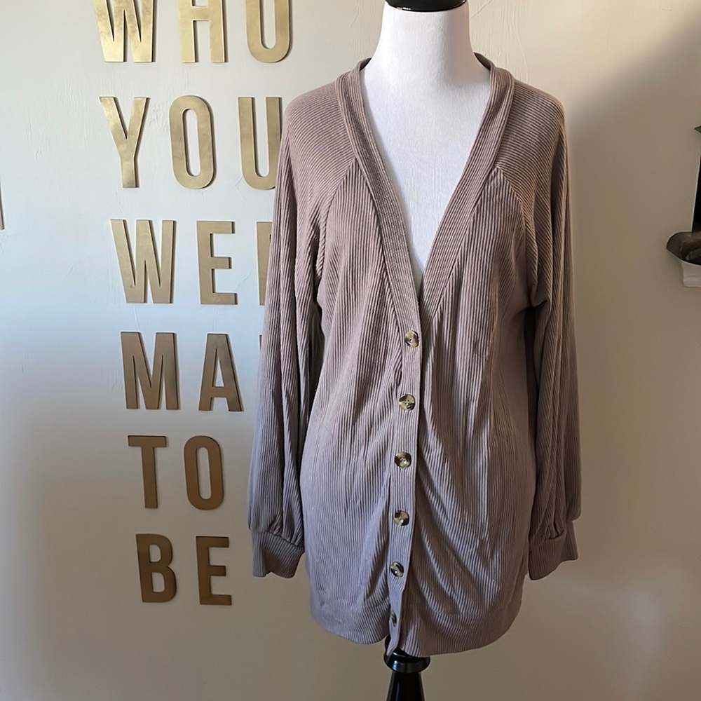 Chaser Cardigan